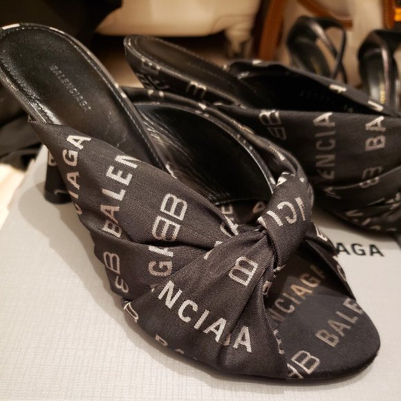 Balenciaga Heels - Picture 1 of 4